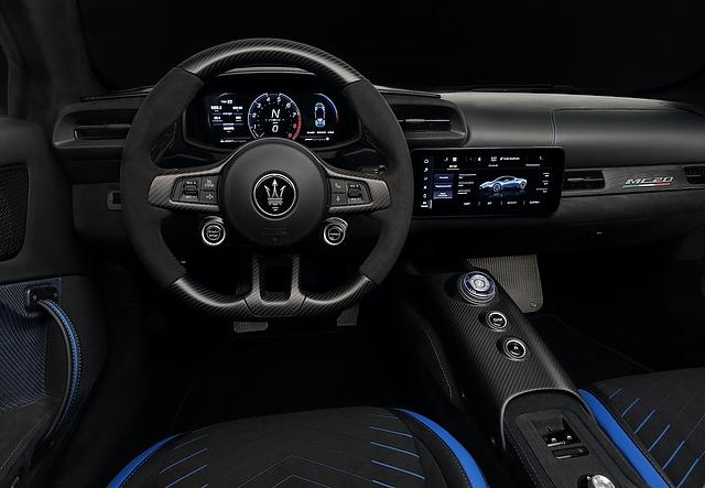 Maserati MC20 2020