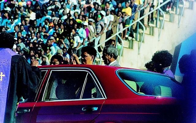 Mercedes 560 SEL Nelson Mandela gepanzert