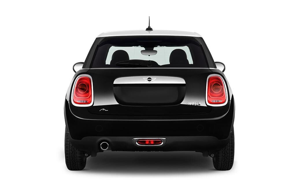MINI MINI (Baujahr 2015) Cooper 5 Türen Heckansicht