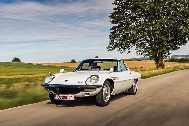 Oldtimer-Fahrbericht: Mazda Cosmo Sport 110 S und Luce - Das doppelte Flottchen