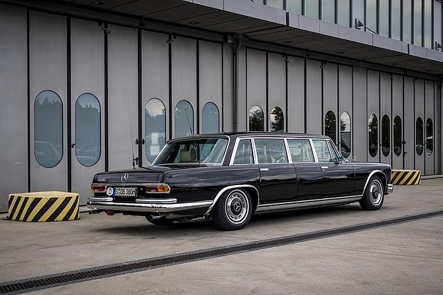 Mercedes 600 der Baureihe W 100