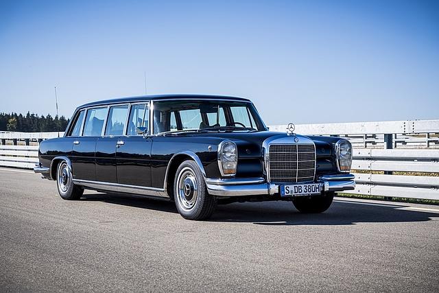 Mercedes 600 der Baureihe W 100