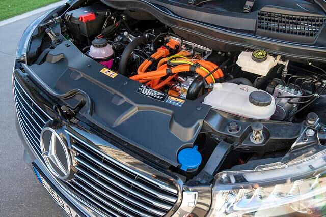 Der E-Motor kommt auf 150 kW/205 PS