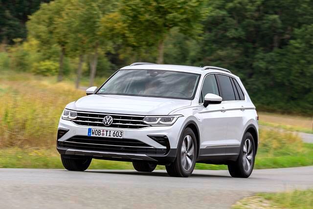 Fahrbericht: VW Tiguan eHybrid und „R“ - Tiger und Leguan