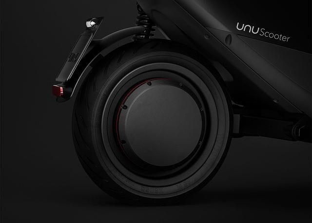Beim Unu Roller ist der Bosch-Elektromotor in das Hinterrad integriert