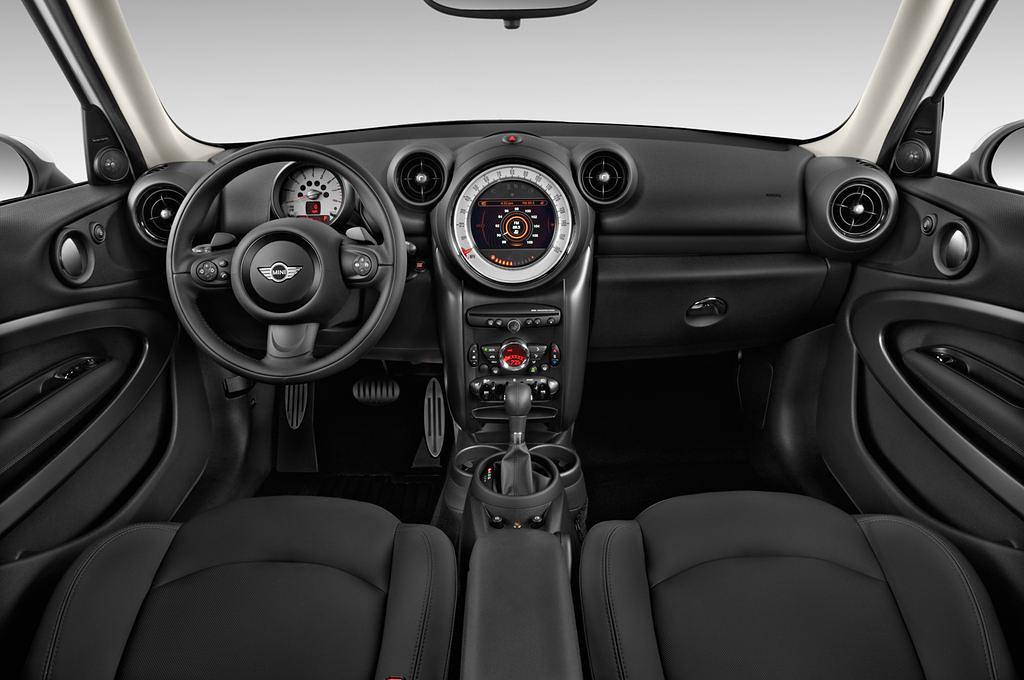 MINI Paceman (Baujahr 2013) Cooper S 3 Türen Cockpit und Innenraum