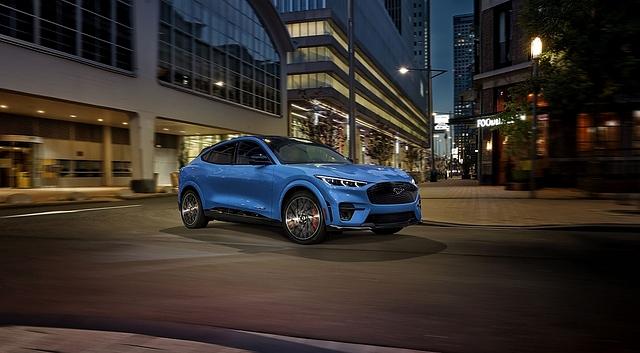 Der Ford Mach-E GT hat 342 kW / 465 PS