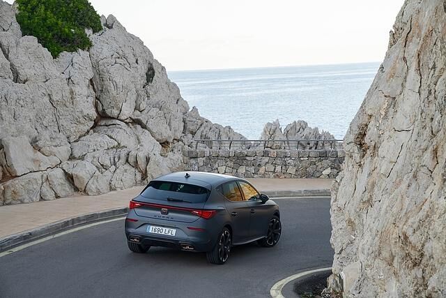 Cupra Leon E-Hybrid