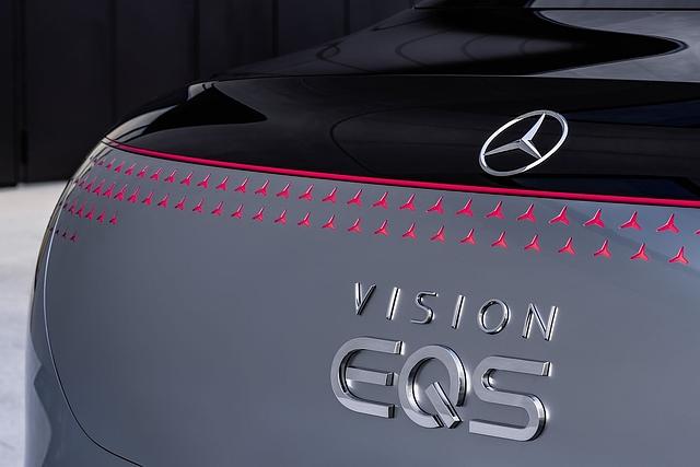 Rund 120 Mercedes-Benz Mitarbeiter gaben bei den Probeläufen ihr Verdikt ab
