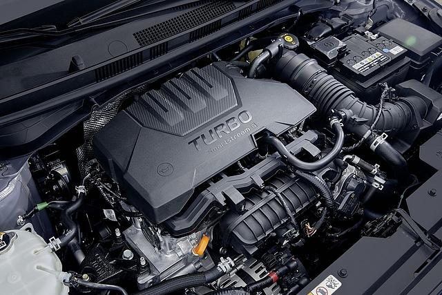 Der Einliter-Dreizylindermotor leistet 88 kW / 120 PS
