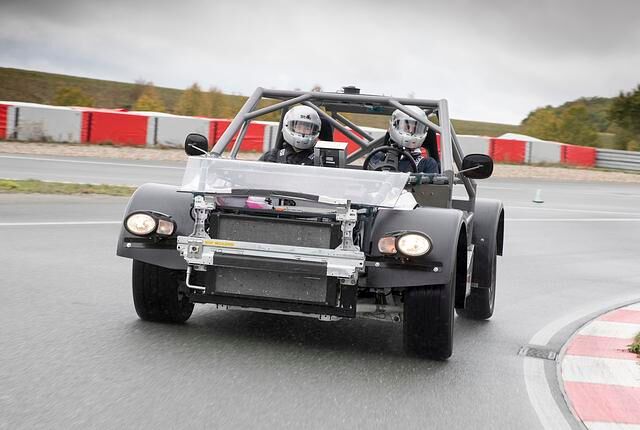 New Mobility: Bosch Advanced Driving Module  - Power-Provisorium