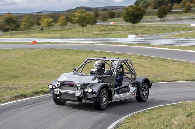 Dank des sehr niedrigen Schwerpunkts eignet sich das Rolling Chassis sehr gut für flotte Kurvenfahrten