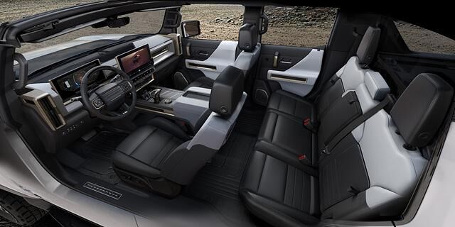 Der Innenraum des Hummer EV