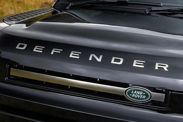 Land Rover Defender 90 X P400