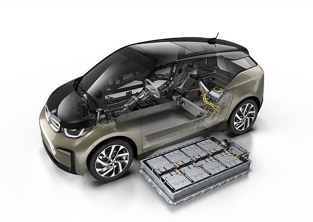 BMW i3 120 Ah / 42 kWh mit Karbonkarosserie