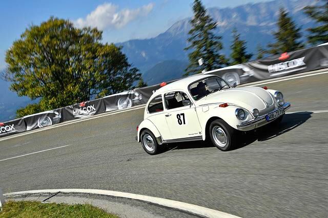 Heute kann man den historischen Käfer des öfteren im Rahmen von Oldtimer-Rallyes erleben