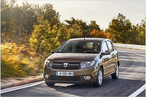 Der Dacia Sandero kostet weiterhin 6.890 Euro, die von uns getestete Version startet bei 9.090 Euro