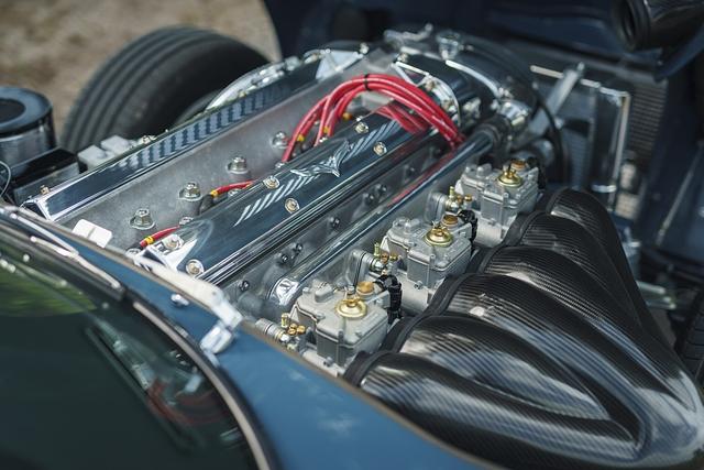 Der Reihensechszylinder mit seinem auf 4,7 Liter erweiterten Hubraum leistet 279 kW/380 PS 