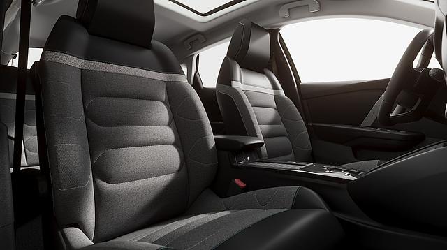 Das \"Advanced Comfort\" Paket besteht aus besseren Sitzen, einer steiferen Karosserie und dem ölgelagerten Federungskonzept