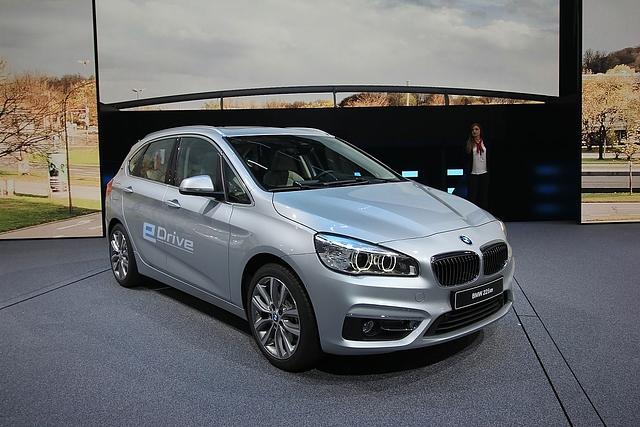 BMW 225 xe