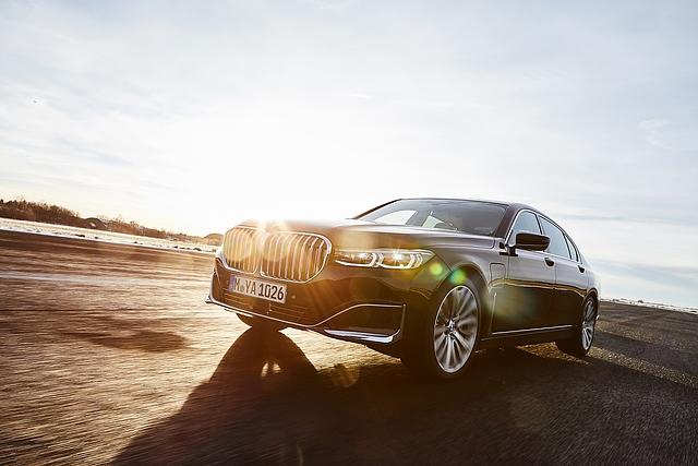 BMW 745e
