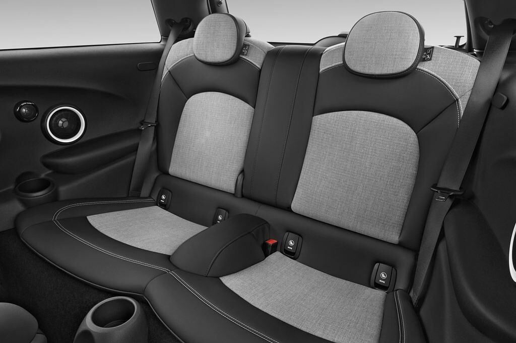 MINI MINI (Baujahr 2015) Cooper S 3 Türen Rücksitze