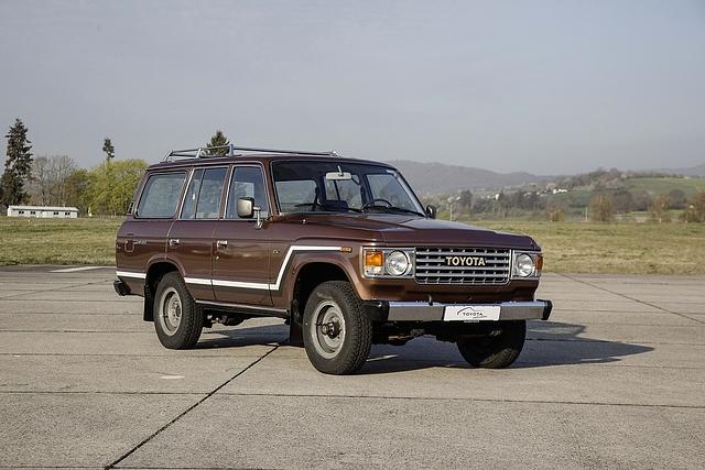 Toyota Land Cruiser FJ 60 1982 von Roger Moore