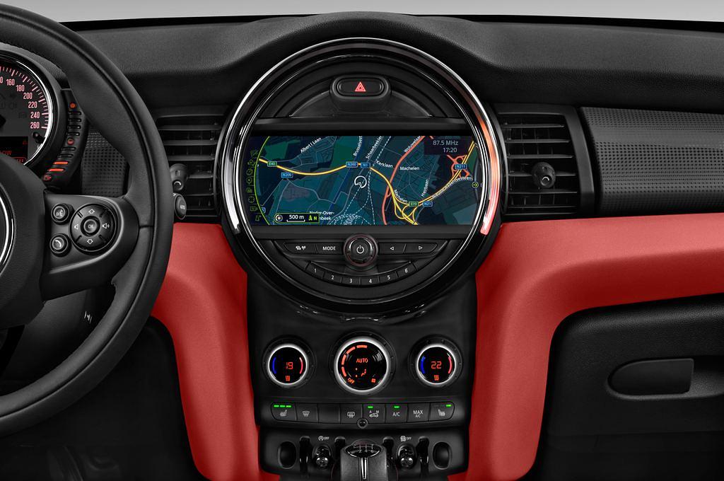 MINI MINI (Baujahr 2015) Cooper 3 Türen Mittelkonsole