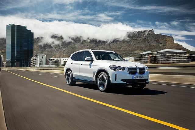 BMW iX3 2021