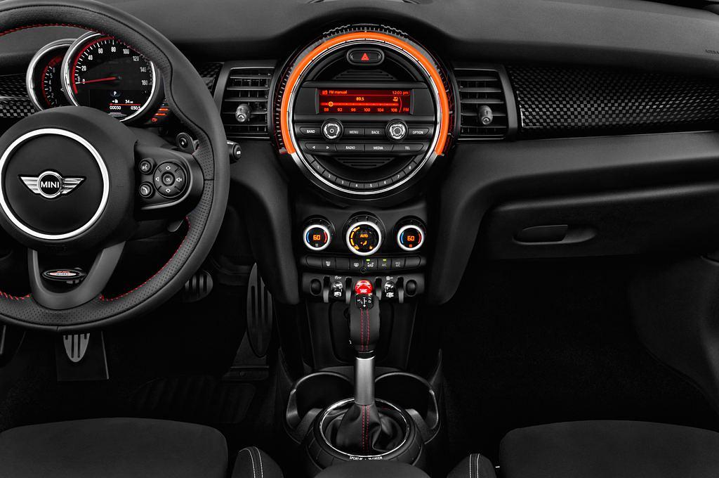 MINI MINI (Baujahr 2015) John Cooper Works 3 Türen Mittelkonsole