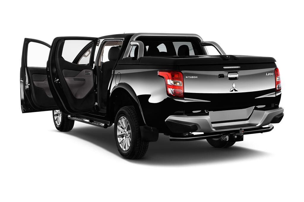 Mitsubishi L 200 (Baujahr 2016) Plus 4 Türen Tür geöffnet