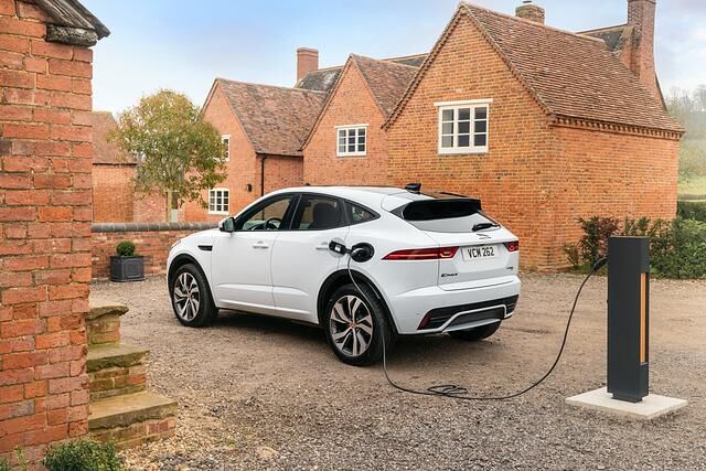 Fahrbericht: Jaguar E-Pace - Jetzt auch in sparsam und noch stärker