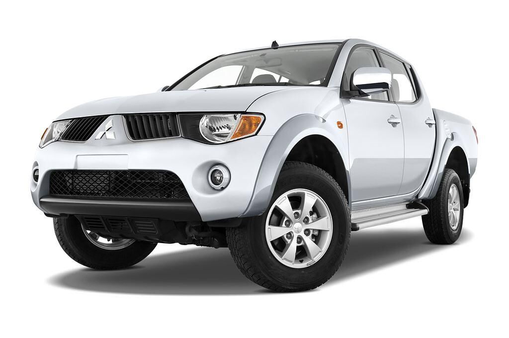 Mitsubishi L200 (Baujahr 2010) - 4 Türen seitlich vorne mit Felge