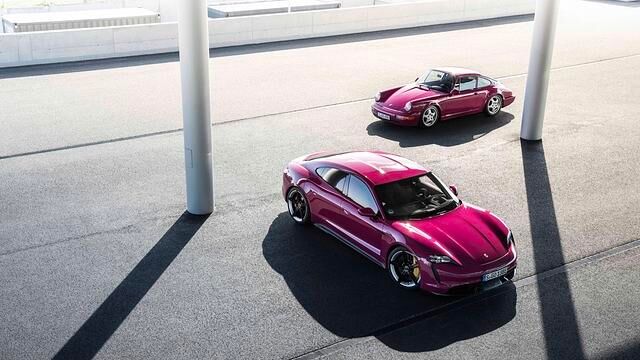 Zusätzlich zu den 17 Serienfarben kann man seinen Taycan nun auch zusätzlich in 63 Farben ordern, die Porsche bereits früher schon mal für seine Sportwagen angeboten hat