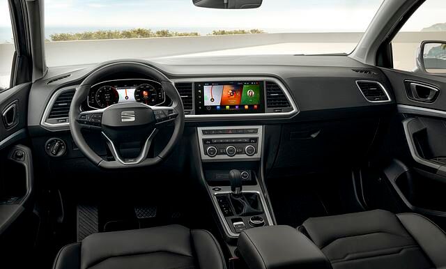 Im Cockpit zieht Digital-Technik ein