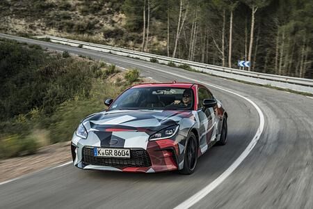 Fahrbericht: Toyota GR86 - Schöne alte Welt Fahrbericht: Toyota GR86 - Schöne alte Welt
