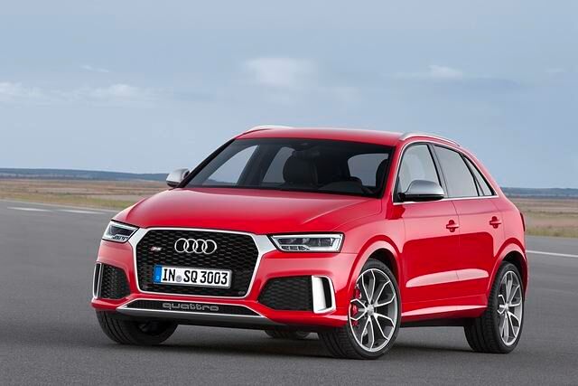 Beim Design ist der enge Verwandte des VW Tiguan ein typischer Vertreter der damals aktuellen Audi-Designsprache und fährt mit großem auffälligen Single-Frame-Kühlergrill vor