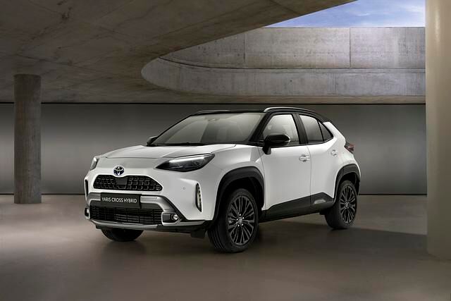 Toyota Yaris Cross Adventure  - Mit Unterfahrschutz