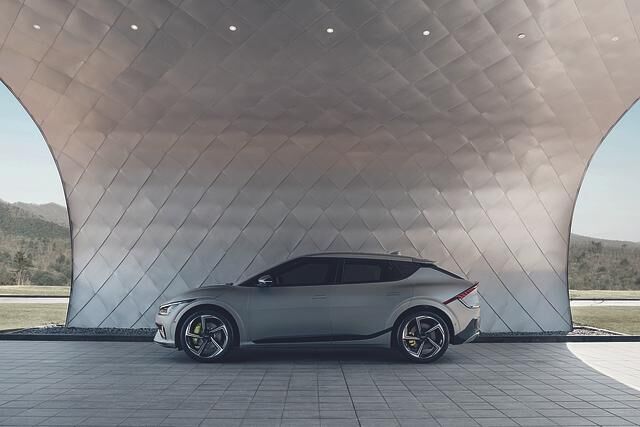 Der Kia EV6 GT leistet 430 kW/585 PS und beschleunigt in 3,5 Sekunden von 0 auf 100 km/h