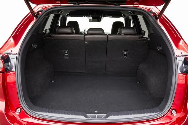 Das Kofferraumvolumen des CX-5 kann von 506 auf bis zu 1.620 Liter wachsen