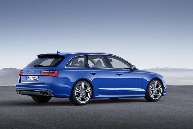 <h2 class='text-lg font-medium md:text-xl md:font-semibold'>Platz 10: Audi S6 Avant</h2><p><strong><span><a style="background-color: #ffffff;" title="Tests & Erfahrungen Audi S6 Avant" href="https://www.autoplenum.de/auto/audi/a6/kombi-2011">Alle Tests & Erfahrungen mit dem Audi S6 Avant</a></span></strong></p>
<p>Unsere Liste startet mit einem Ingolst&auml;dter, der es 4,6 Sekunden von 0 auf 100 km/h schafft. Ein toller Wert aber es geht besser!</p>
<p>&nbsp;</p>
