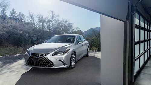 Lexus ES - Dezentes Facelift