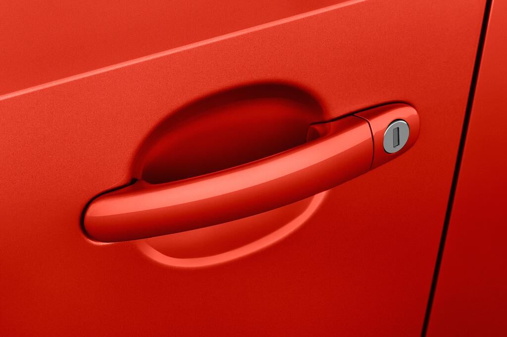 Volkswagen Up (Baujahr 2018) Cross Up 5 Türen Türgriff