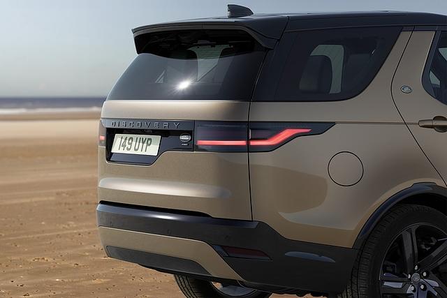 Land Rover Discovery 2021