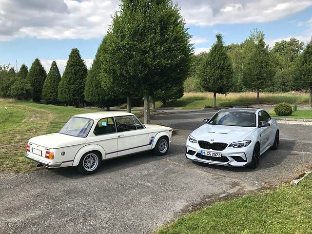 Der 2002 Turbo ist nur 4,22 Meter lang
