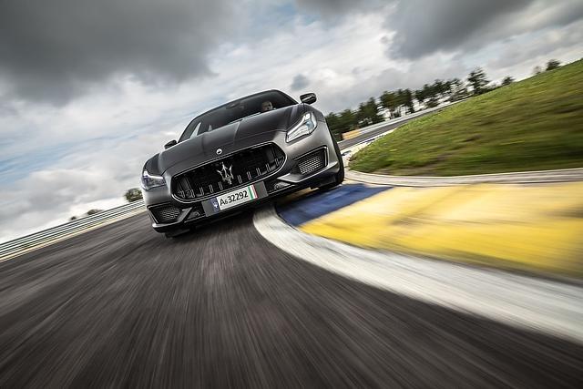 Der Maserati Quattroporte Trofeo schlägt sich auch auf der Rennstrecke gut