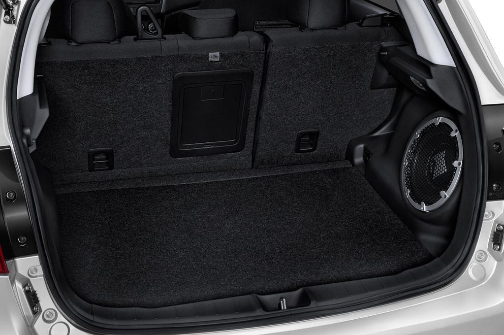 Mitsubishi ASX (Baujahr 2013) Instyle 5 Türen Kofferraum