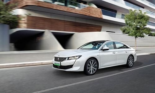 Neues Peugeot-Flaggschiff  - Power-Limousine für China  