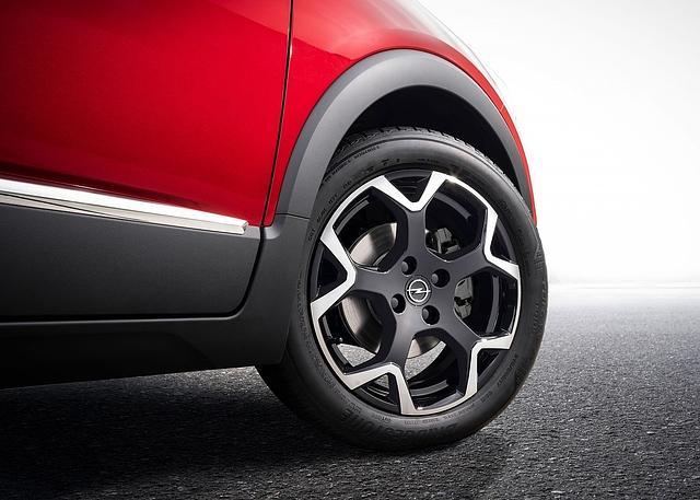 Die 17 Zoll Reifen passen gut zum Crossland