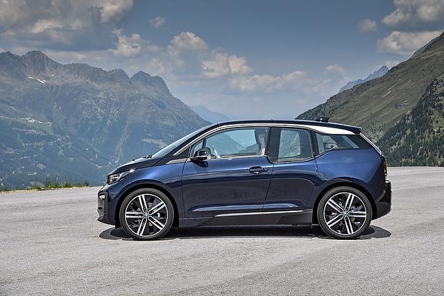 BMW i3s